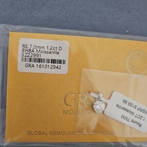 Moissanite Pendant with Certificate 1.2ct